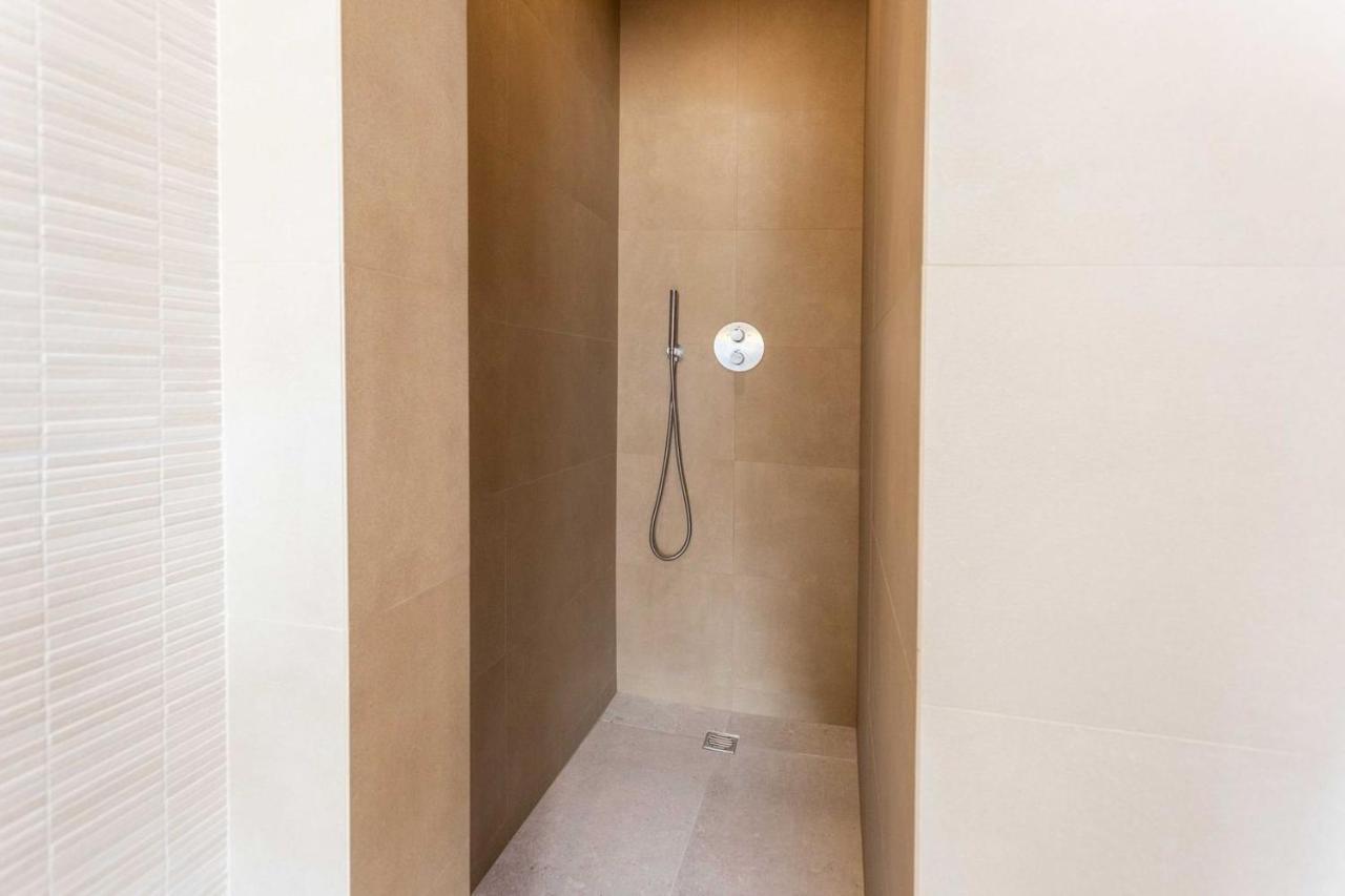 Dimora Dei Maestri-Camera Con Veranda E Bagno Privati Felline Bagian luar foto
