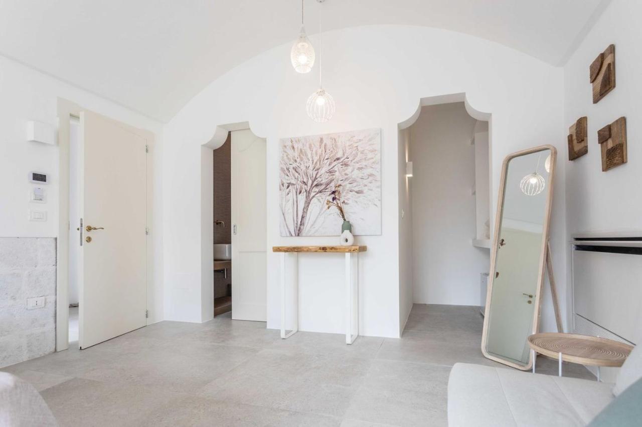 Dimora Dei Maestri-Camera Con Veranda E Bagno Privati Felline Bagian luar foto