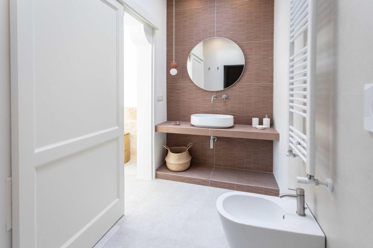 Dimora Dei Maestri-Camera Con Veranda E Bagno Privati Felline Bagian luar foto