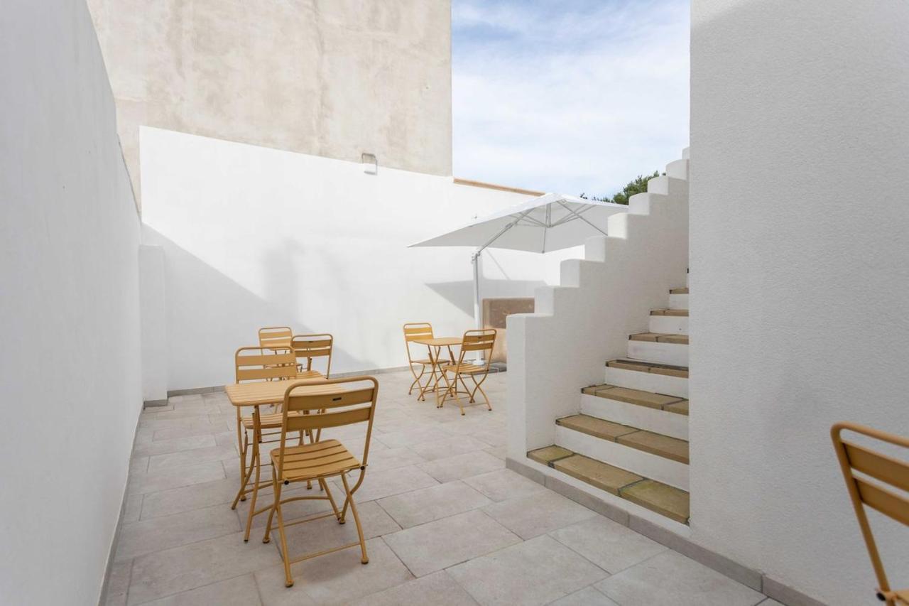 Dimora Dei Maestri-Camera Con Veranda E Bagno Privati Felline Bagian luar foto